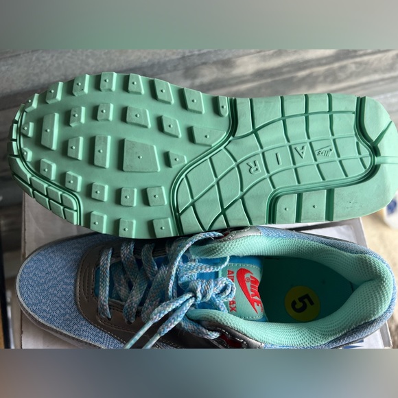 🔥Nike Air Max 1 Kid's Shoes STYLE #653653-401 Size 5Y(YOUTH) GIRLS OR WOMEN'S - Picture 5 of 14